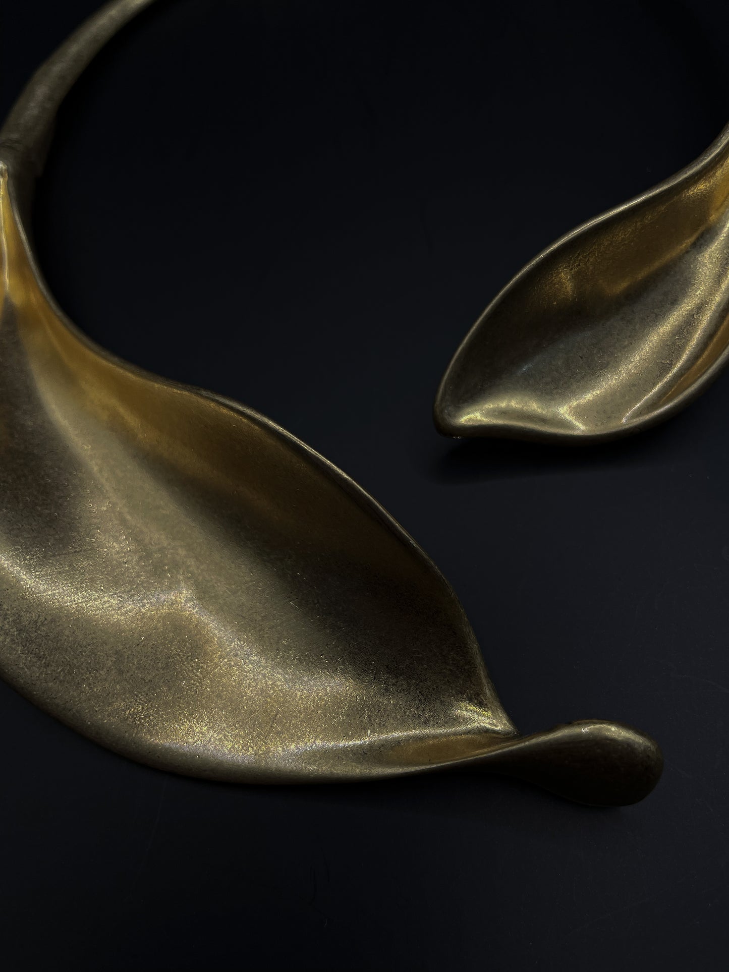 Collana rigida CALLE