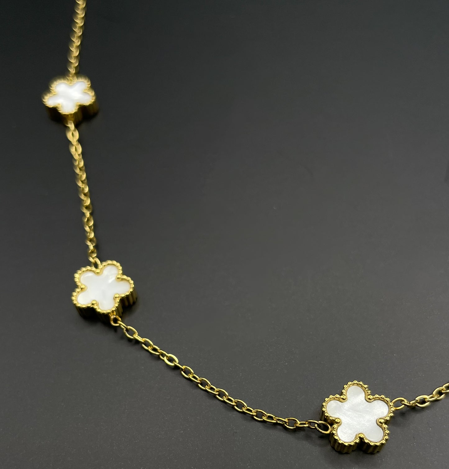 collana FIORE BIANCO