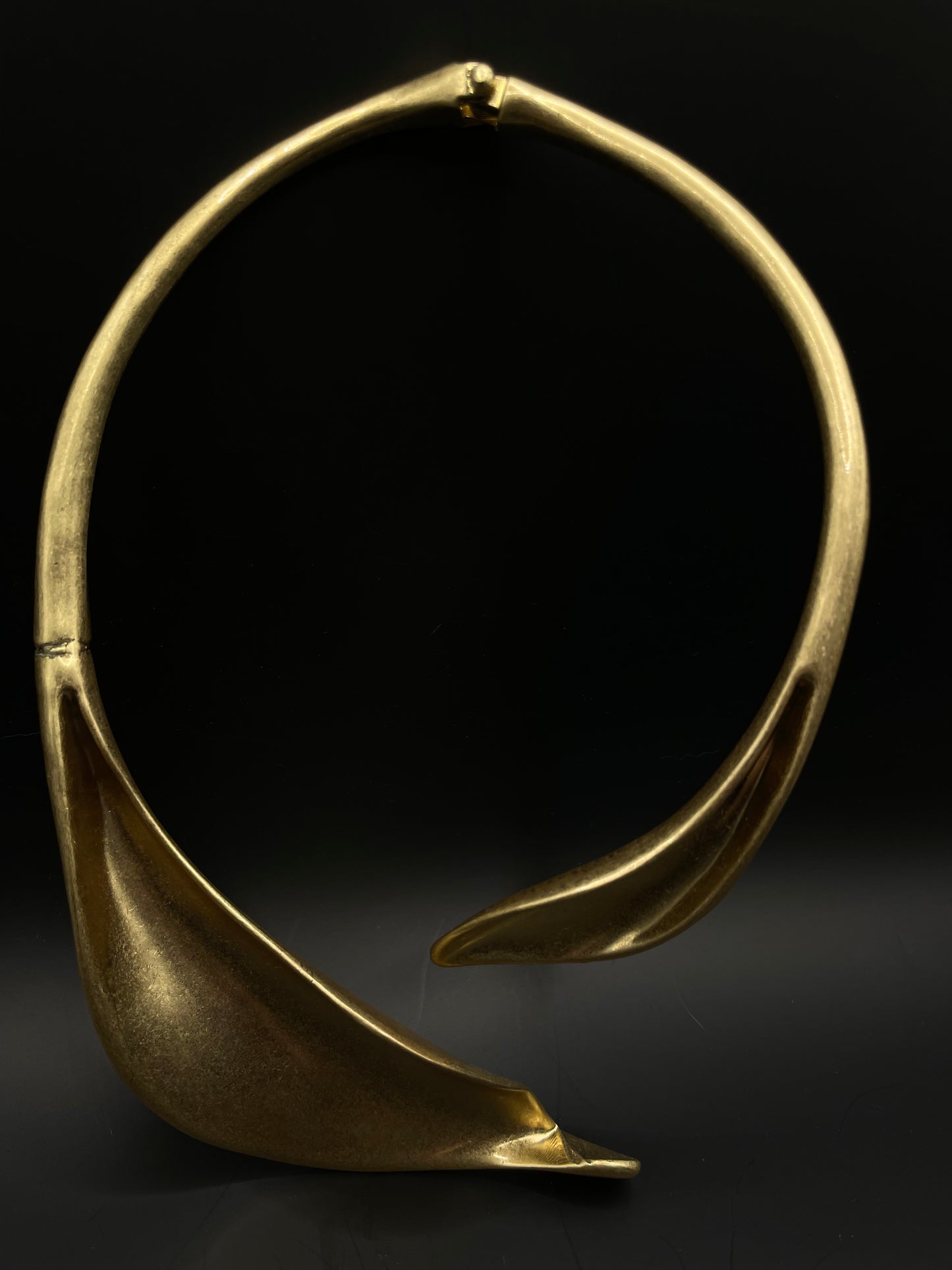 Collana rigida CALLE