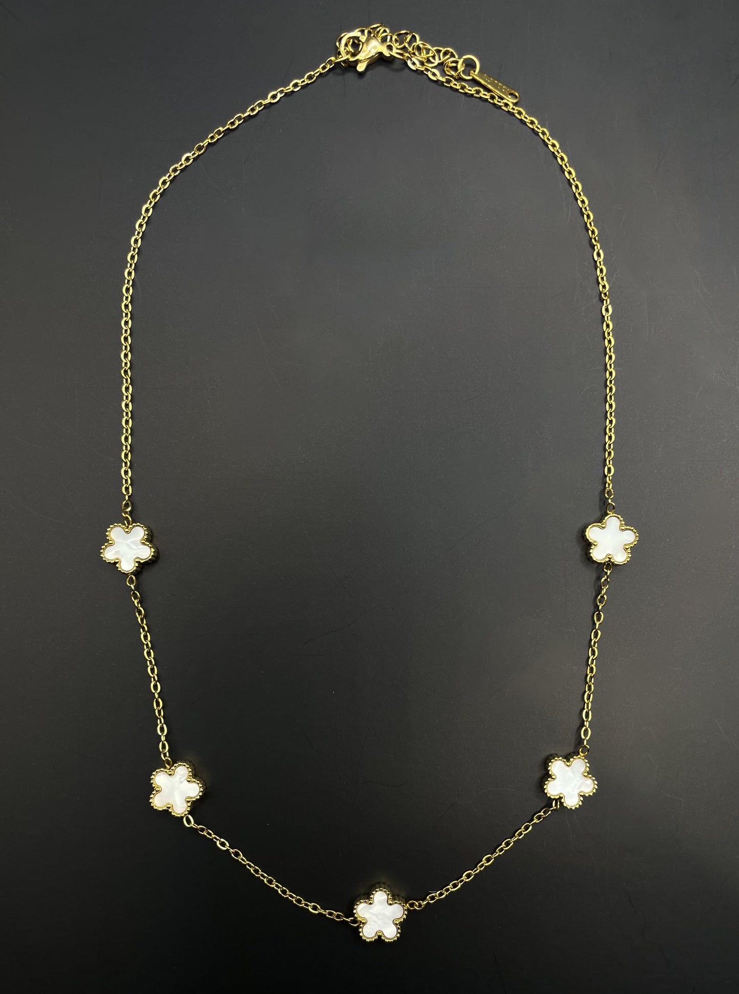 collana FIORE BIANCO